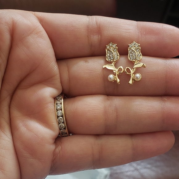 Gold Rhinestone Rose Earrings - Picture 5 of 6